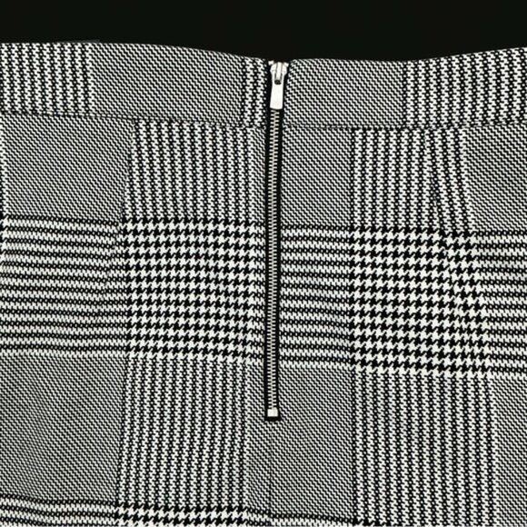 H&M Skirt Metal Back Zipper Classic Black White Houndstooth Plaid Above Knee 12 - Picture 9 of 16